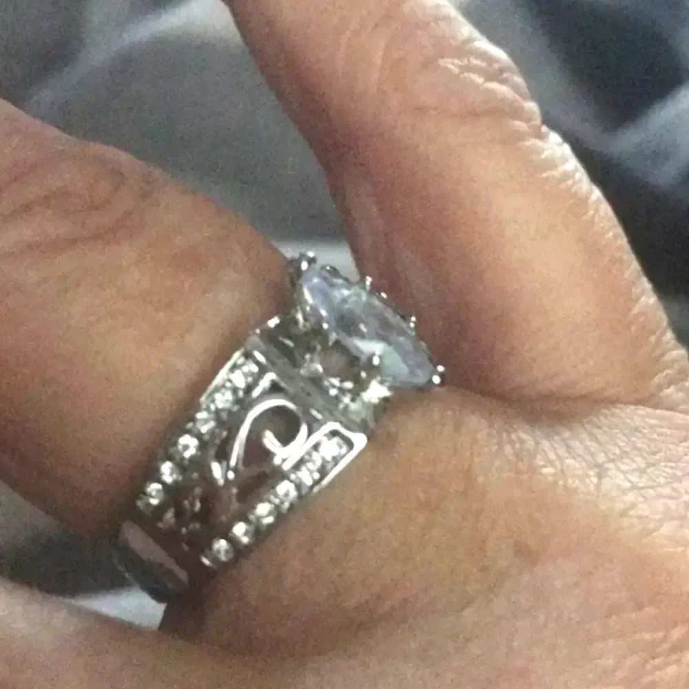 Diamond horse eye double layered diamond wedding ring